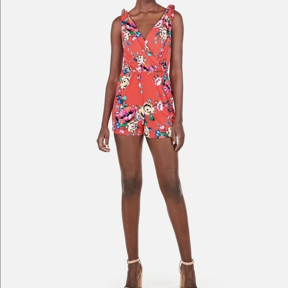 Express Romper Medium - Picture 7 of 7